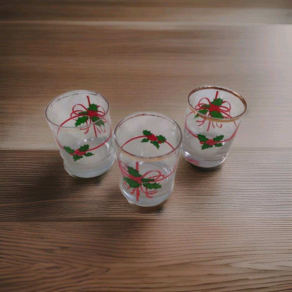 vintage Libbey "Holly & Ribbon" double old-fashioned glasses.